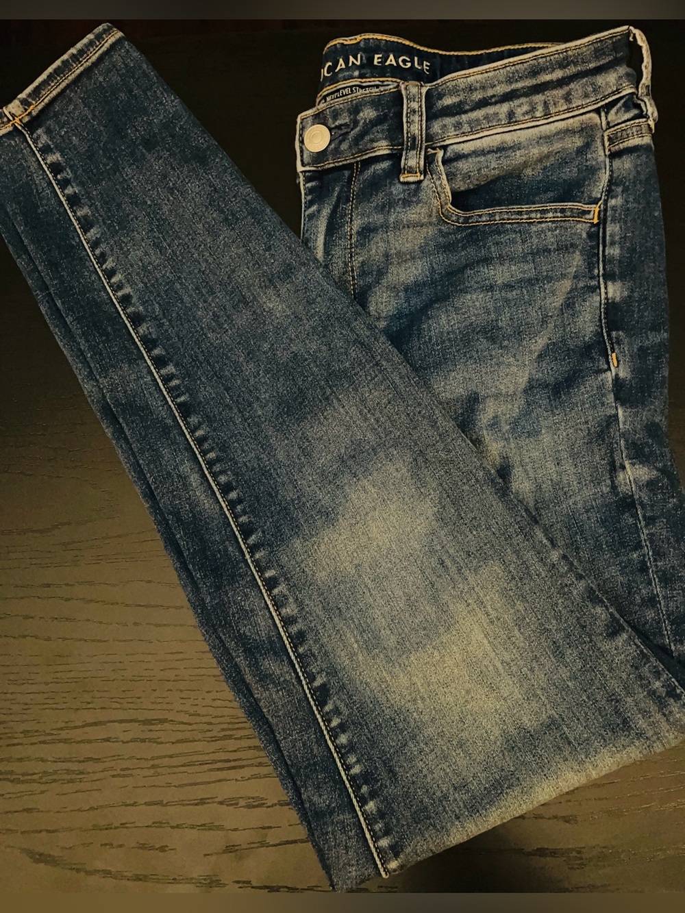 American Eagle Outfitters High-Rise Jegging - Dark Blue with Gold Stitching